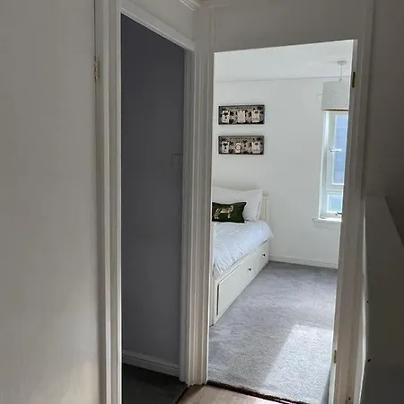 Holyrood Duplex 3- Bedrooms Apartment Edinburgh Exterior photo